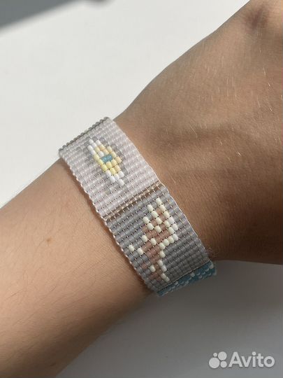 Фенечка из бисера