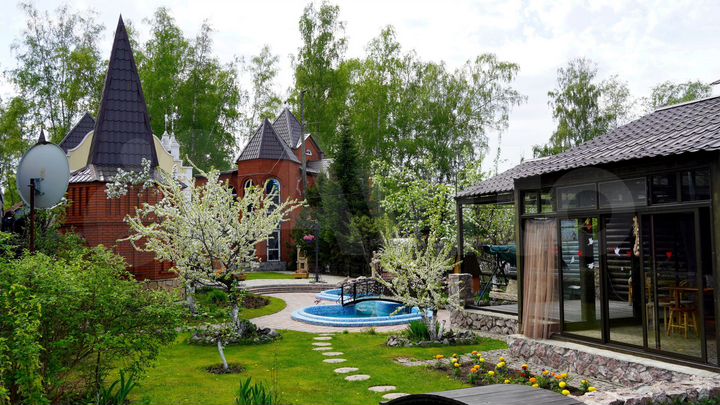 Дом 322 м² на участке 15 сот.