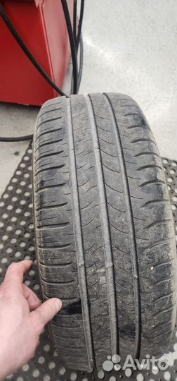 Michelin Agilis 61 215/55 R16 57V