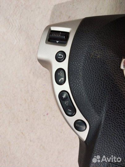 Подушка безопасности водителя Nissan X-Trail T31