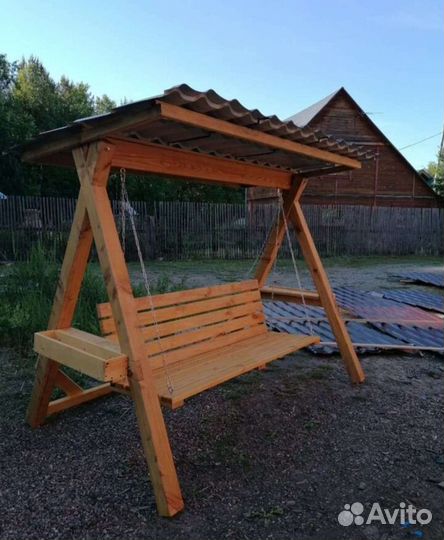 Садовые качели из дерева