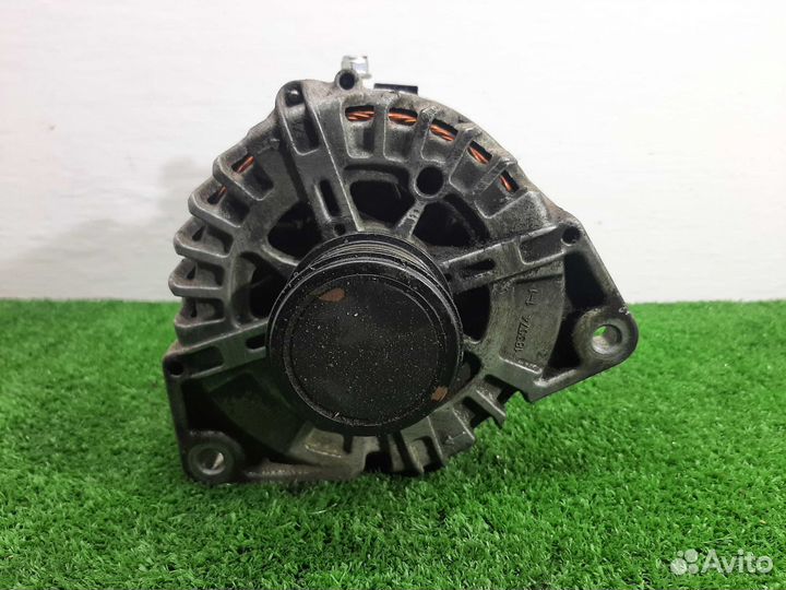 Б/У Генератор Дефект на фото 0009069905