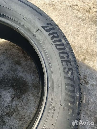 Bridgestone Alenza H/L 33 225/60 R18