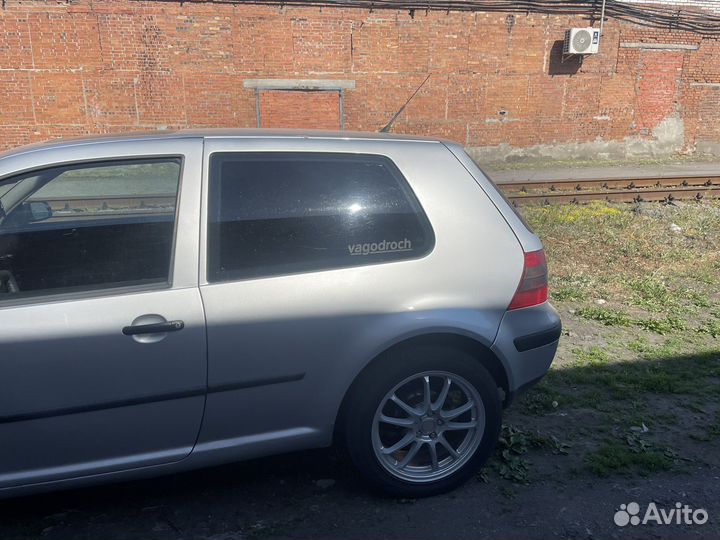Volkswagen Golf 1.4 МТ, 2000, 400 000 км