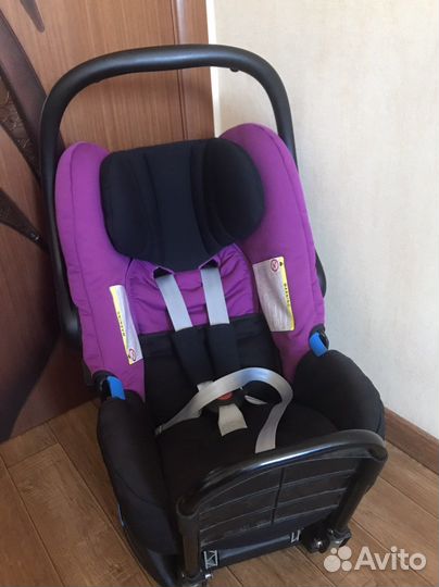 2 кресла Автолюлька. Автокресло Britax Romer
