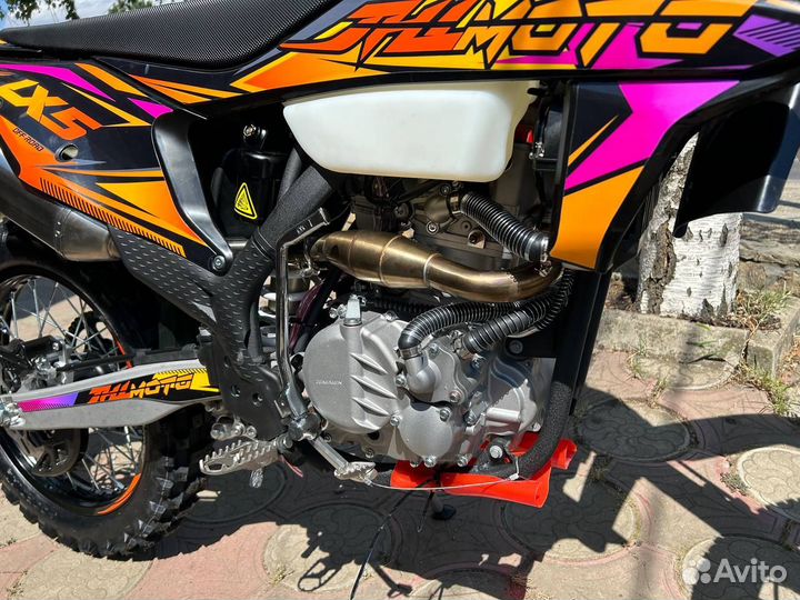 Мотоцикл JHL LX5 NB300 (174MN-5)