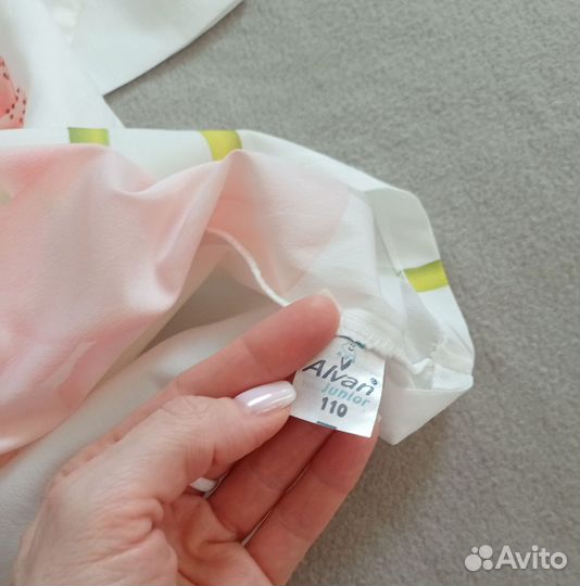 Платье нарядное для девочки 104 110