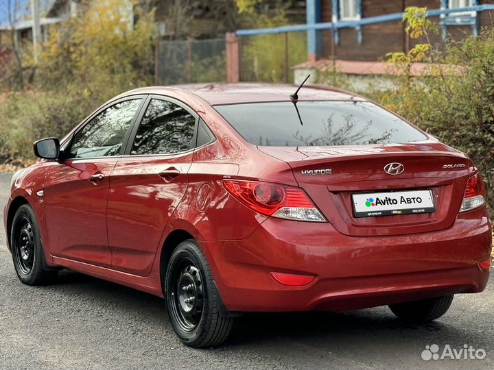 Hyundai Solaris 1.6 AT, 2012, 130 000 км