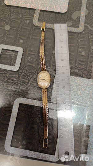 Женские механические часы Луч