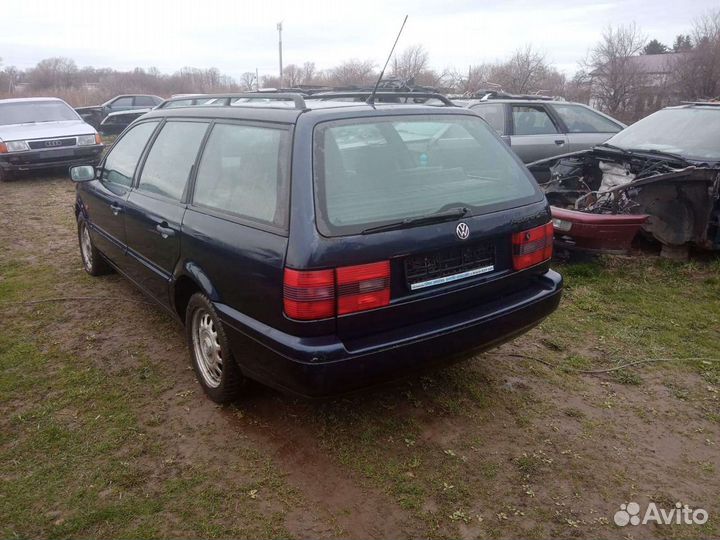 Фольксваген пассат б4 1.6 AFT, 1.8 RP, 1.8 ABS