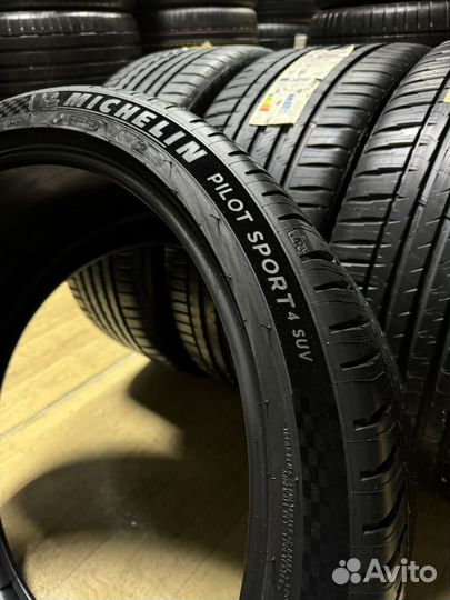 Michelin Pilot Sport 4 SUV 275/35 R23 и 315/30 R23 108Y