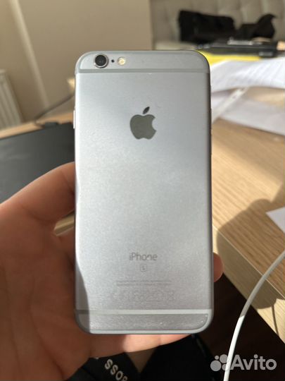 iPhone 6S, 64 ГБ