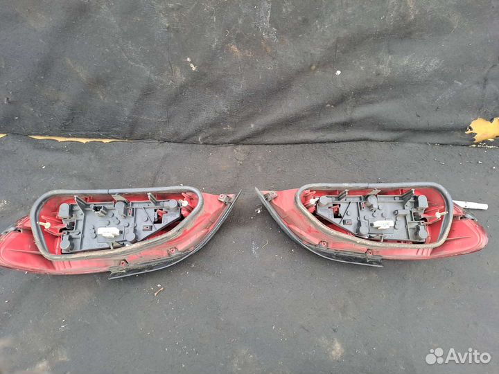 Фонарь задний левый правый peugeot 406