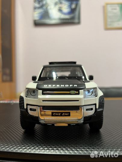 Land Rover Defender 110