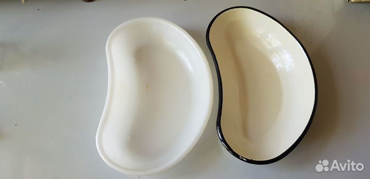 Кушетка медицинская, стерилизаторы мини