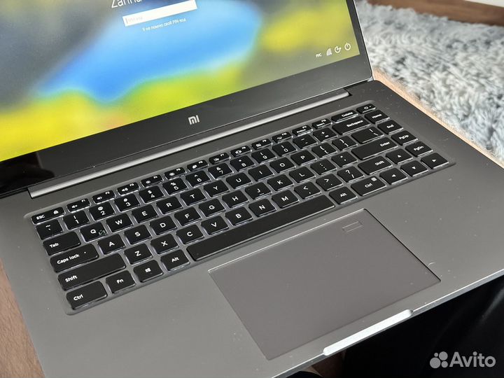 Ноутбук Xiaomi Mi notebook pro 15.6 i5 256