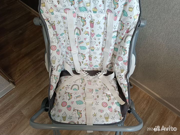 Стульчик для кормления polini