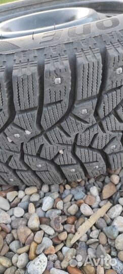 Bridgestone Blizzak Spike-02 185/65 R15