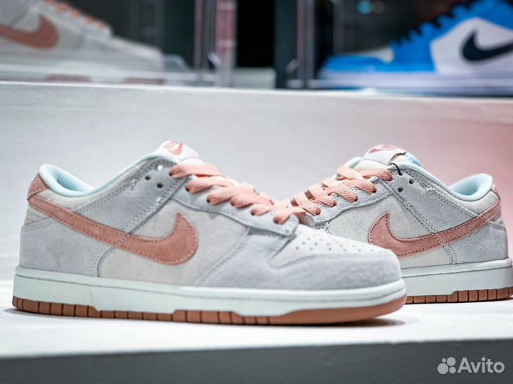 Nike Dunk Low Fossil Rose