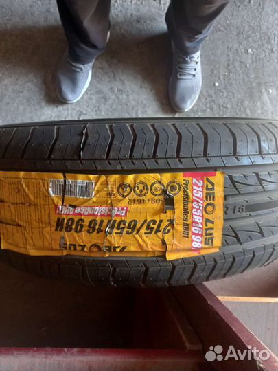 Aeolus PrecisionAce AH01 215/65 R16 54L