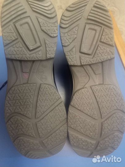 Ботинки 43 размер,новые