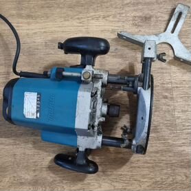 Фрезер makita 3612 c