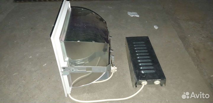 Фонарь прожектор