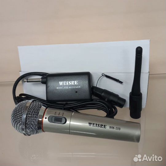 Микрофон беспроводной WM-309