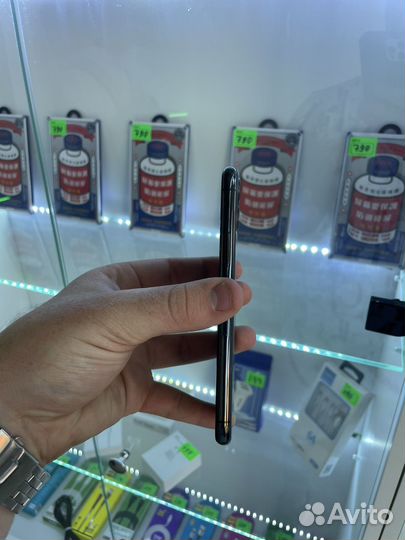 iPhone 11 Pro, 64 ГБ