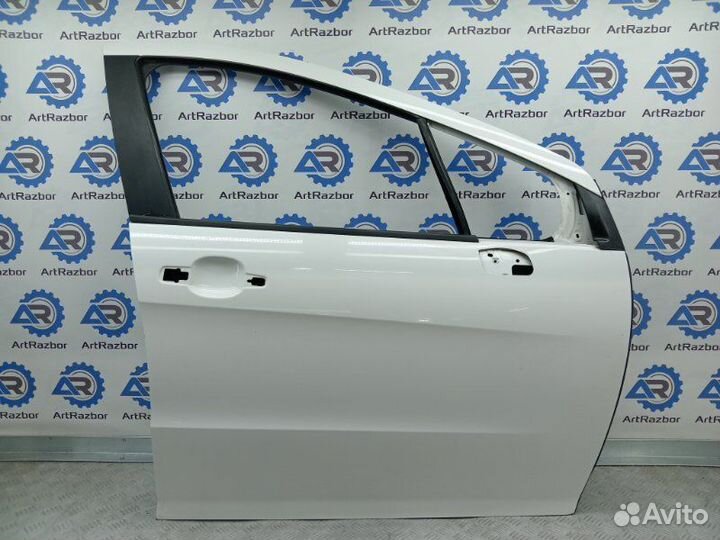 Дверь передняя правая Peugeot 408 4D 10FC1L EC5