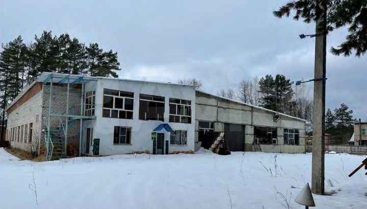 Нежилое здание, 1 169,8 м² + зу, 3 890,0 м²