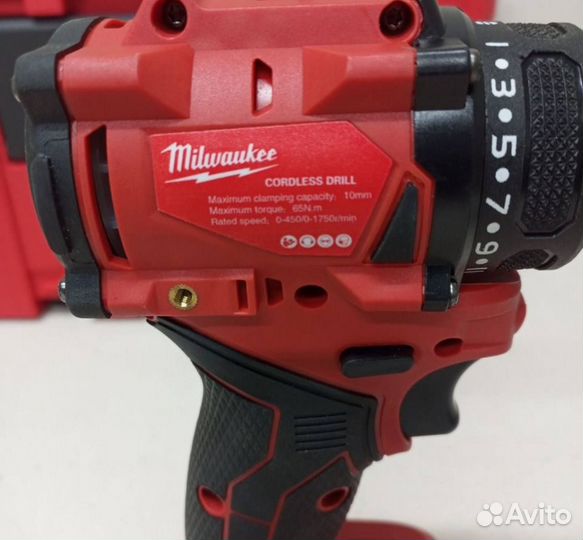 Набор Milwaukee 2in1 (Арт.48334)