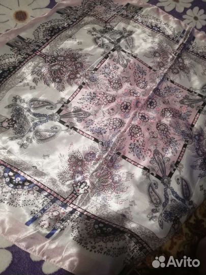 Шелковый платок