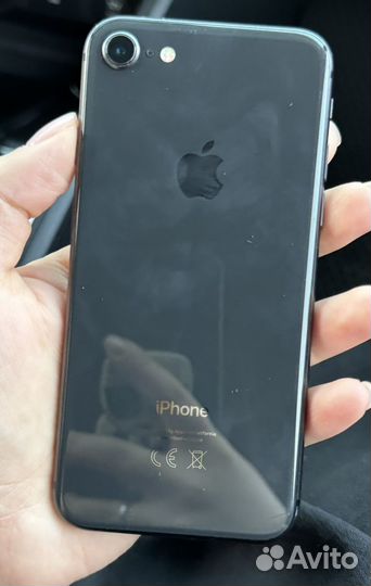 iPhone 8, 64 ГБ