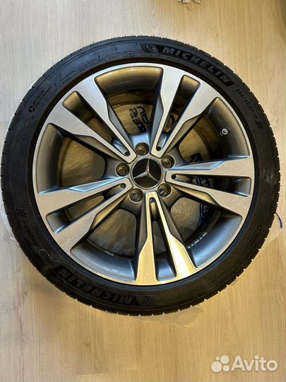 Michelin Pilot Sport 4 225/45 R18