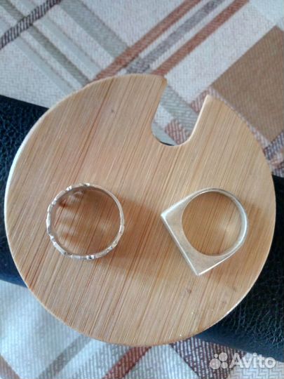 4 кольца из серебра 925 пробы