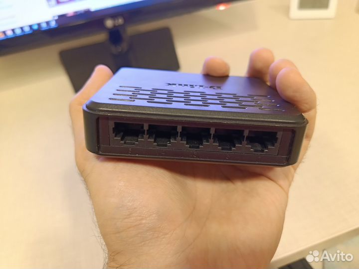 Коммутатор свитч D-Link DES-1005A