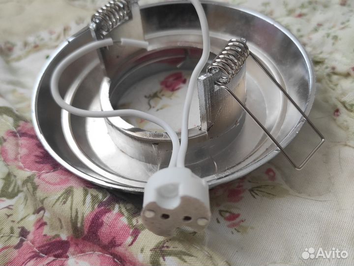 Светильник встраиваемый