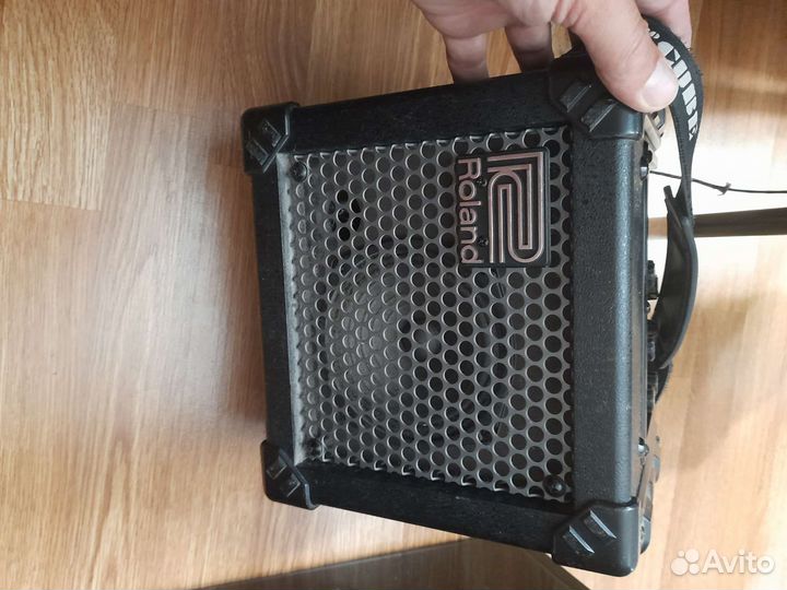 Гитарный комбоусилитель