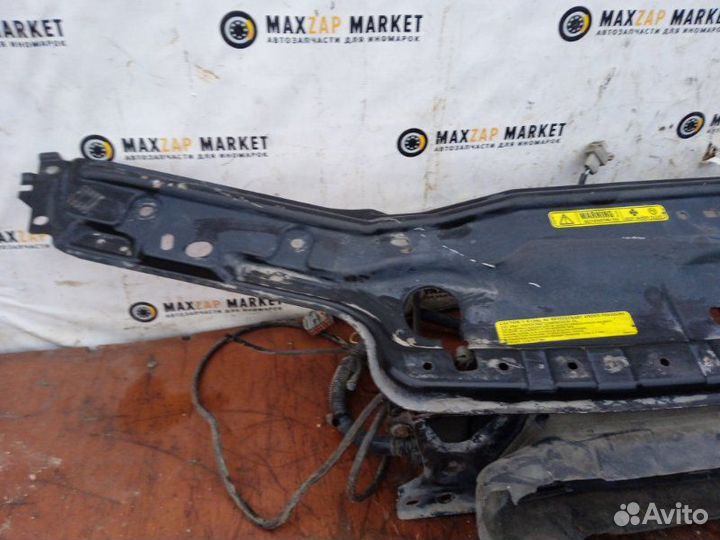 Передняя панель (телевизор) Volvo S80 седан