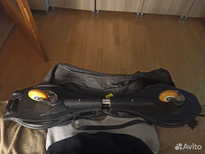 Двухколесный скейтборд