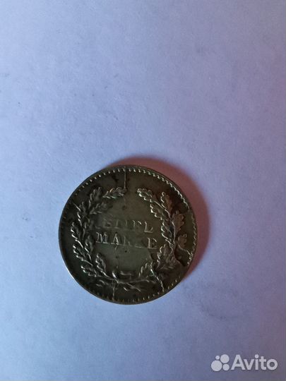 Продам монету