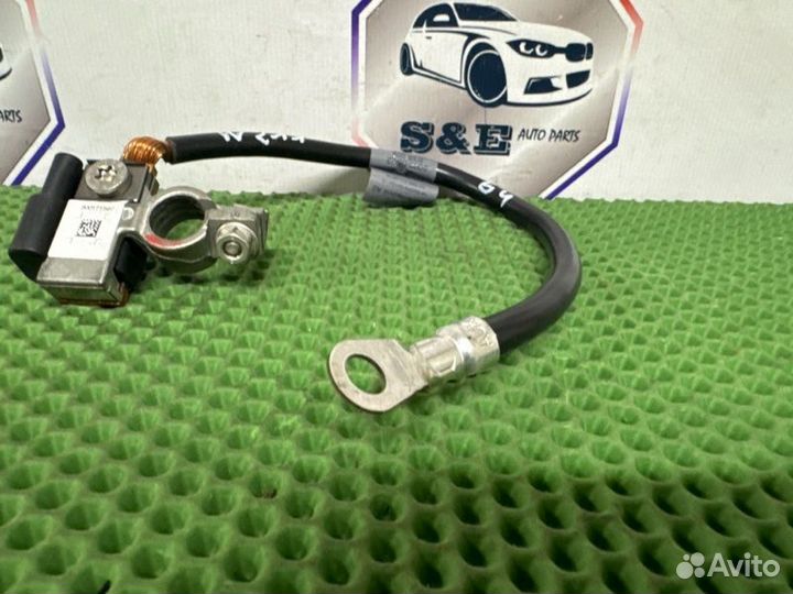 Минусовой провод аккумуляторной батареи