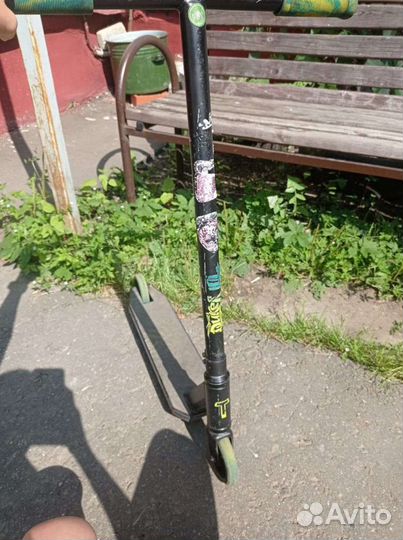 Самокат трюковой детский б/у