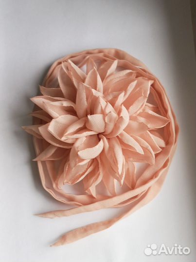 Чокер цветок