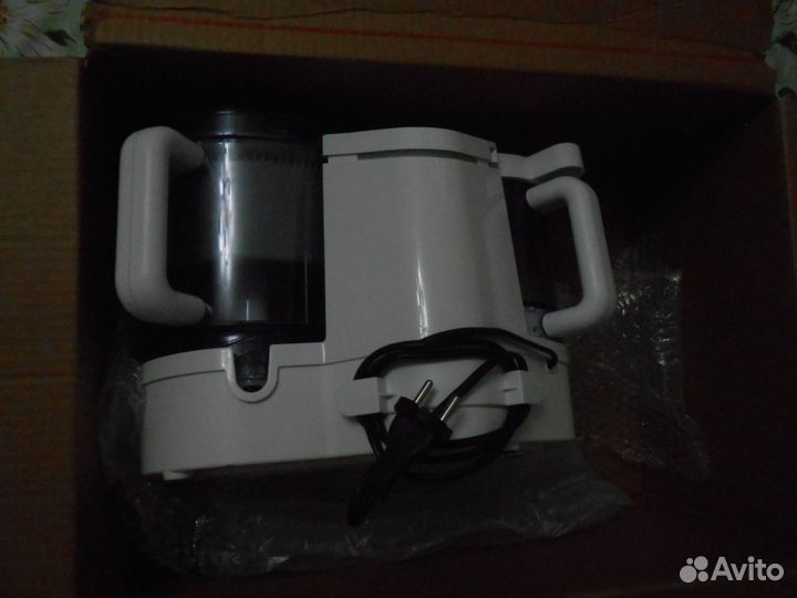 Кухонный комбайн 