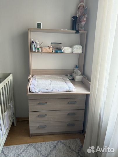 Пеленальный комод со столиком