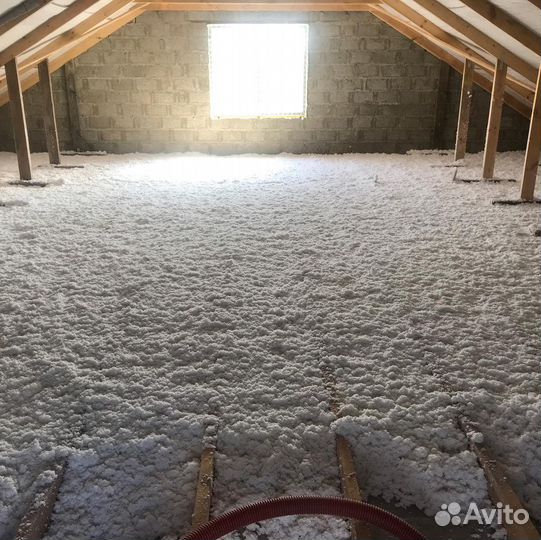 Утепление эковатой домов мансард чердаков