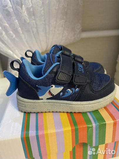 Кроссовки 21