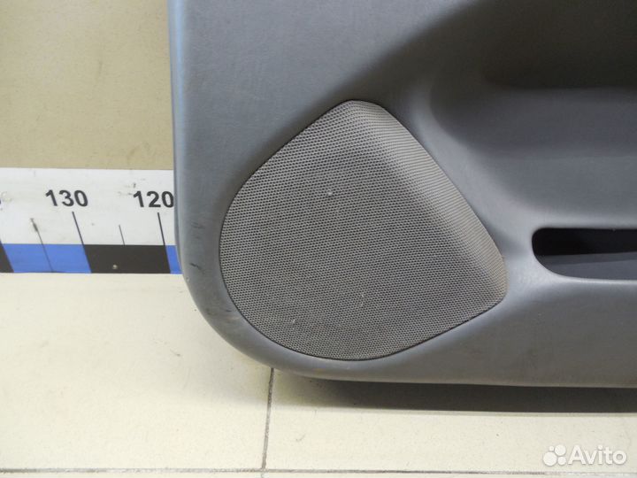 Обшивка двери задней правой Land Cruiser (100) 199